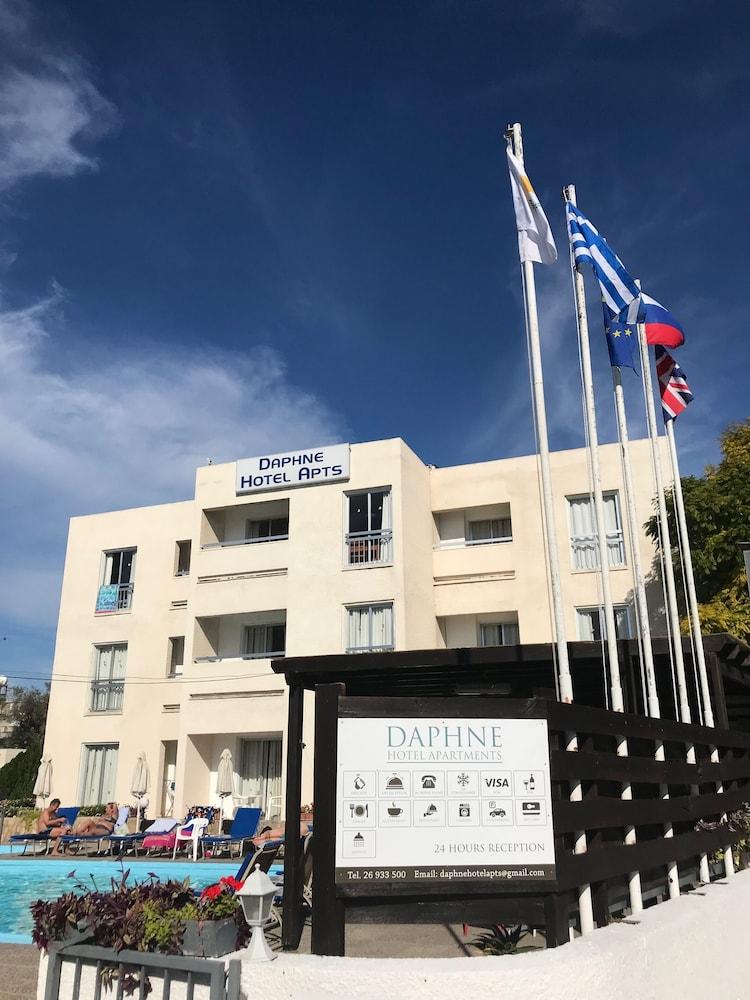 Daphne Hotel Apartments (Adults Only) Paphos Exteriör bild