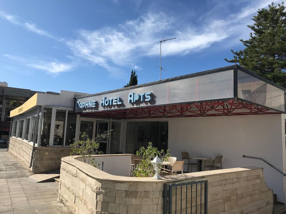 Daphne Hotel Apartments (Adults Only) Paphos Exteriör bild